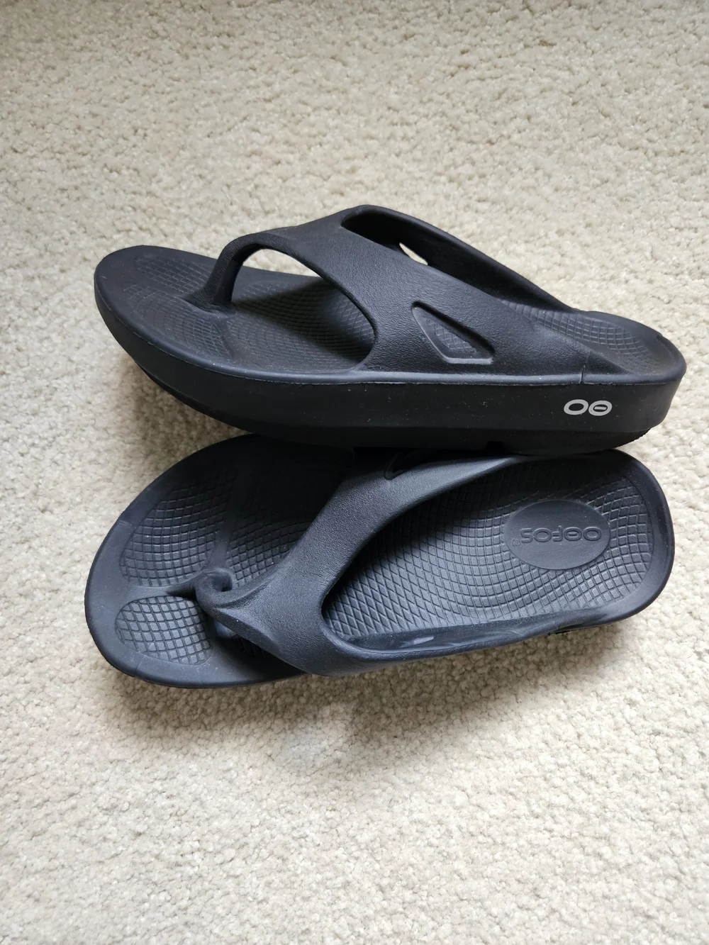 Oofos Flip Flop Sandals Black US 5 EU 36 Comfy Recovery